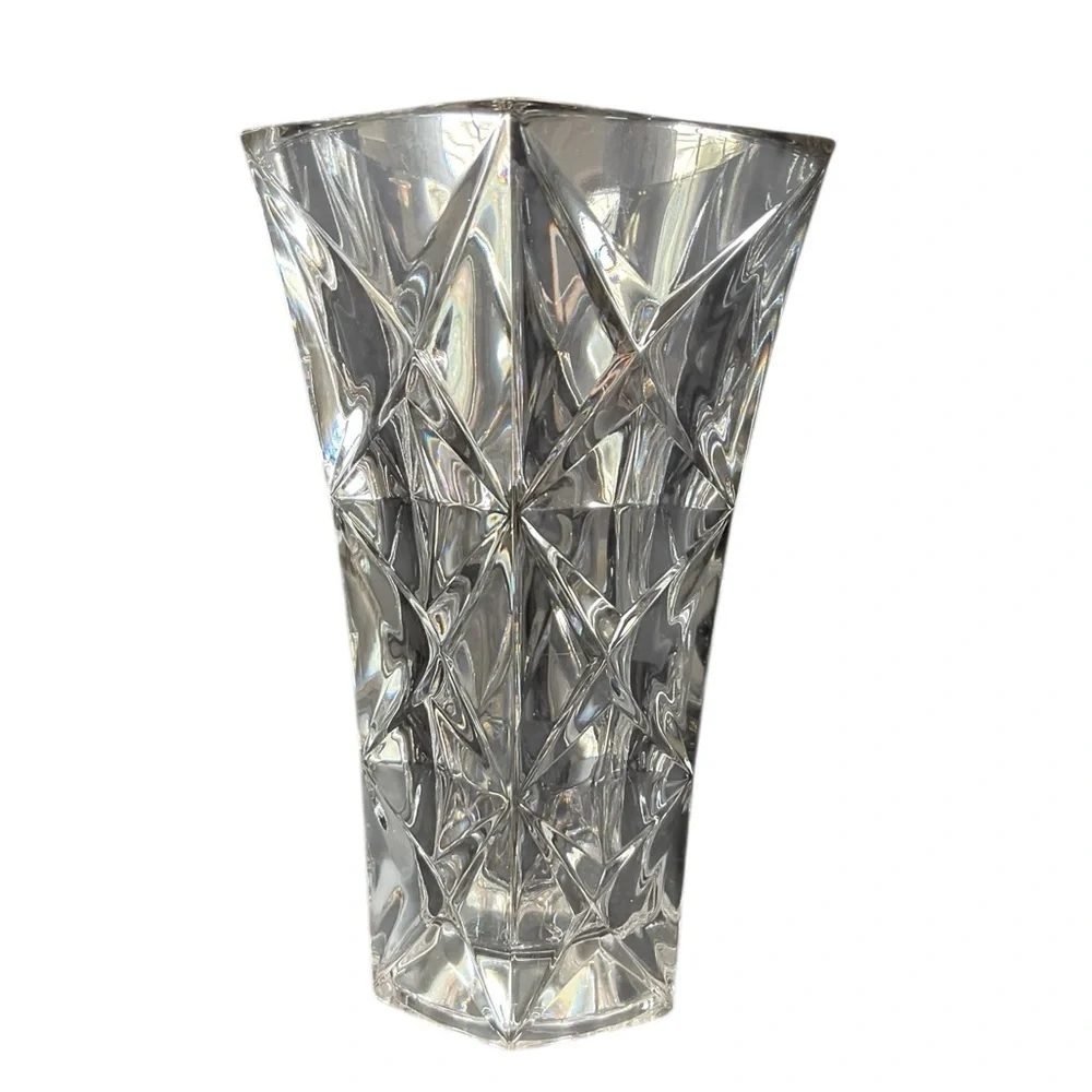 Lead Crystal Vase 7” Tall